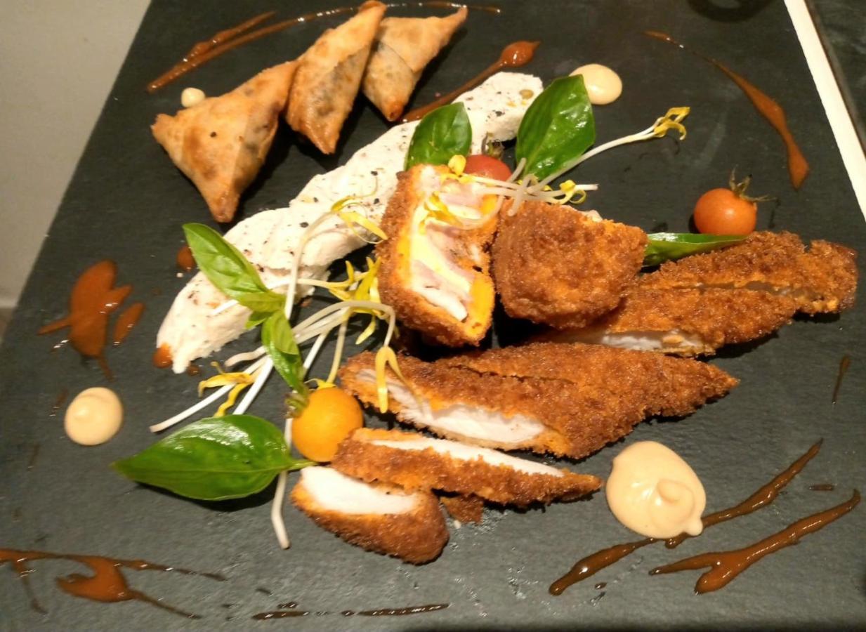 Le Cocooning 974 Hotel Restaurant Reunion 塔那那利佛 外观 照片